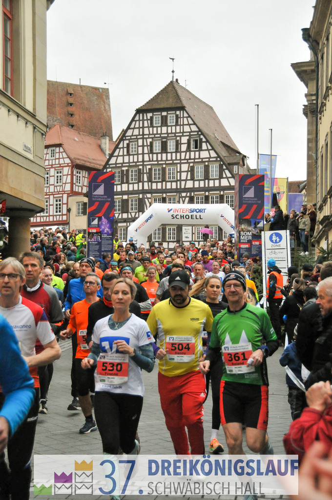 VR Bank Hauptlauf 10000m | 3 Koenigslauf 2023 - Realisiert mit Pictrs.com