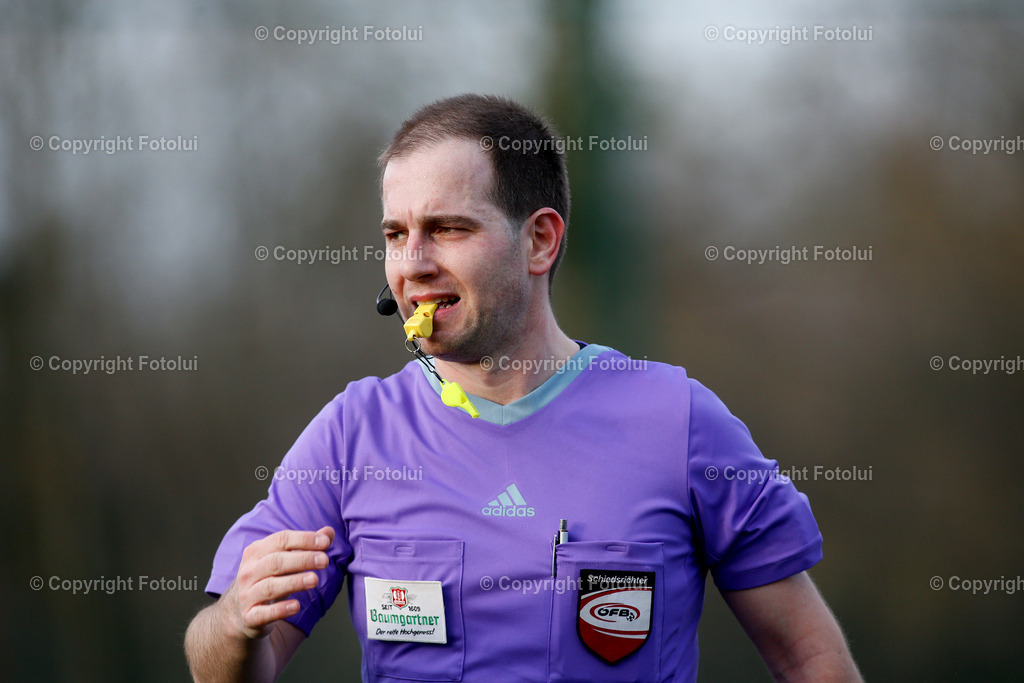 A_LUI_080325_24 | SPORT FUSSBALL REGIONALLIGA MITTE ASKOE OEDT -JUNGE WIKINGER RIED 08.03.IM BILD : SCHIEDSRICHER PATRICK KOIDL (RIED FOTO:FOTOLUI