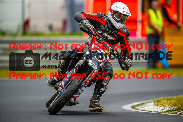 MaZZes_FotoMatrix_230701_2-206 | UE40