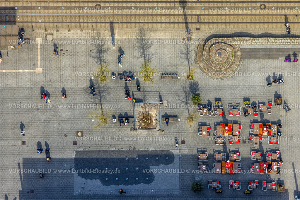 Witten230402550 | Luftbild, Berliner Platz, Außengastronomie Cafe Extrablatt, Witten, Ruhrgebiet, Nordrhein-Westfalen, Deutschland