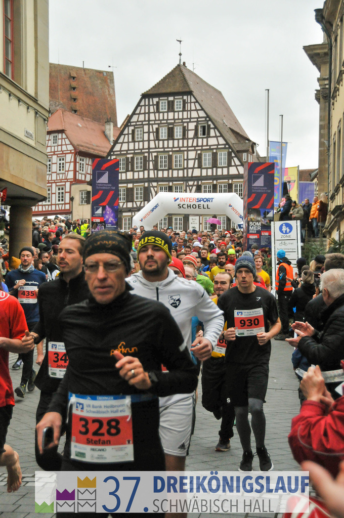 VR Bank Hauptlauf 10000m | 3 Koenigslauf 2023 - Realisiert mit Pictrs.com