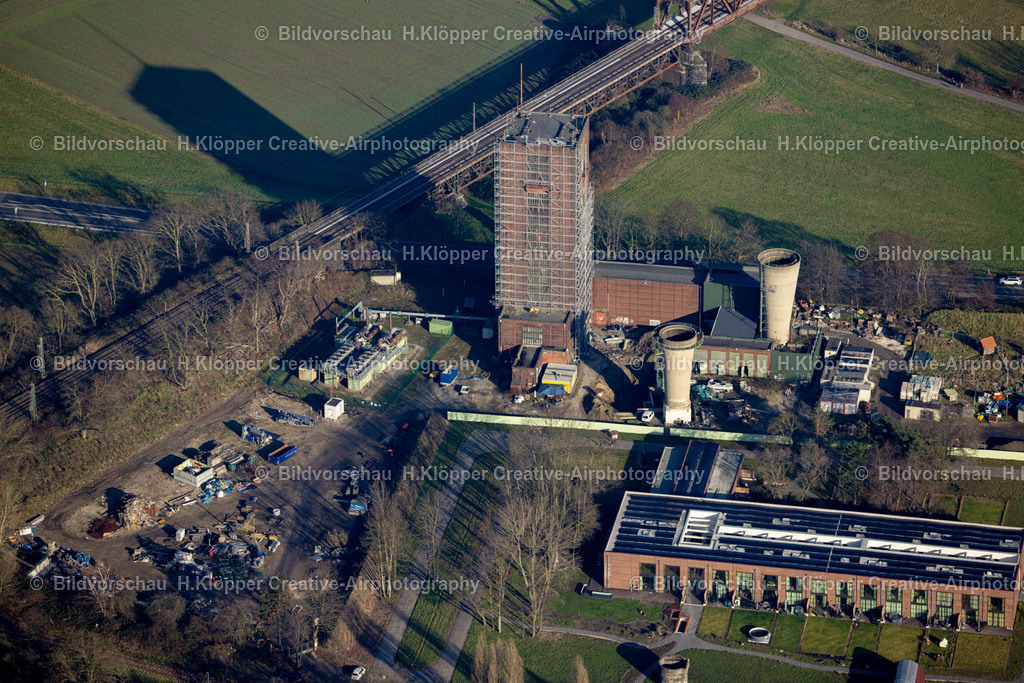 Luftbild Duisburg-8787 | Luftbildfotografie Sanierung eines Gebäudekomplexes " Zeche Rheinpreußen Schacht VII " in Duisburg im Bundesland Nordrhein-Westfalen, Deutschland - Realisiert mit Pictrs.com