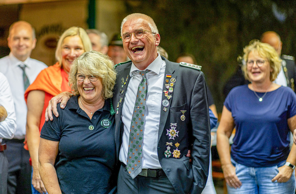 top-top.de-250628-113 | Foto, Video, Fotografie, Videografie, Fotobox, DJ, Discjockey, Musik, Musikbox, Veranstaltung, Photobooth, Amazon, Ebay, Buchtipp, Bestseller, Autor, Verlag, Buch, Wesel, Hamminkeln, NRW, Dinslaken, Rees, Drohne, Hochzeit, Party, Fotobox, Wesel, Fotograf