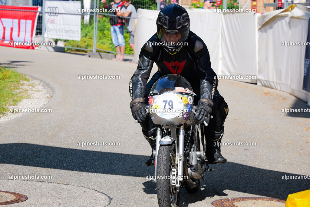 P1025804 | Erleben Sie atemberaubende, hochqualitative Fotos Ihrer Fahrt entlang der malerischen Alpenstraßen. Besuchen Sie alpineshots.com, um professionelle Aufnahmen Ihrer unvergesslichen Reise zu finden und zu kaufen - Realisiert mit Pictrs.com