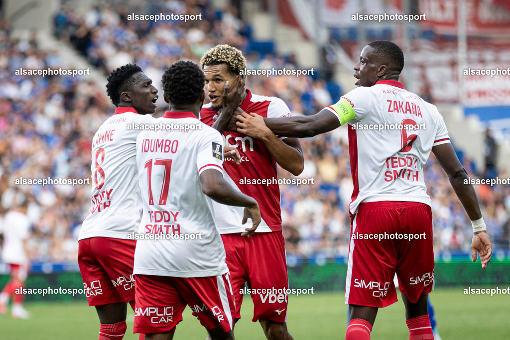 _B7A6550 | Joie des joueurs de l'equipe de As Monaco  apres le but de Paris Brunner #29 (AS Monaco) - Realisiert mit Pictrs.com