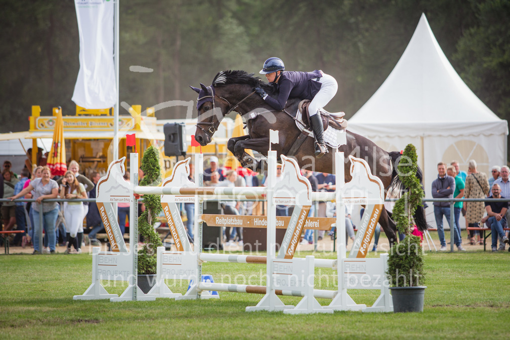 220715_LC_Youngster-S-629 | Deine schönsten Turniermomente als professionelle Fotos! Entdecke hochwertige Pferdesport-Fotografie im Online-Shop. Jetzt Fotos finden & bestellen!