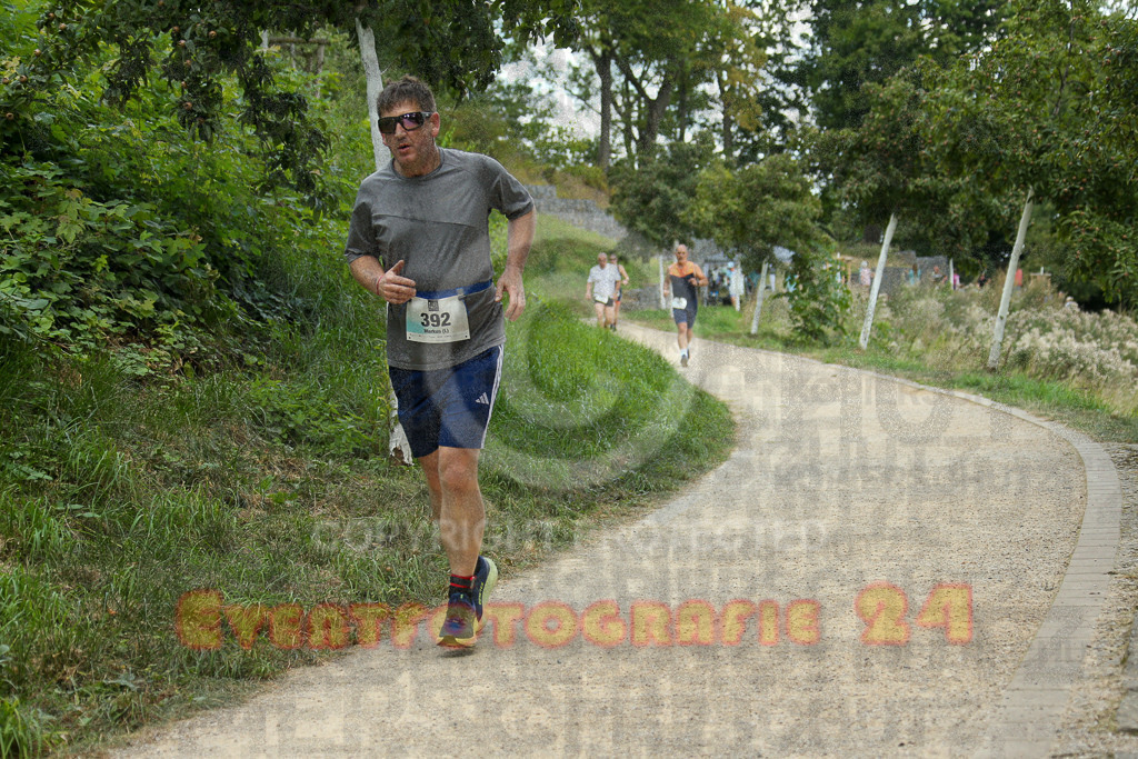 250824_1404_EX1_4845 | Sportfotografie im Rhein-Sieg Kreis, Köln, Bonn, NRW, Rheinland Pfalz, Hessen, etc. Unser Tätigkeitsfeld umfasst den Laufsport vom Volkslauf über den Marathon, Duathlon, Triathon bis zum Ultralauf wie Kölnpfad Ultra oder Schindertrail.