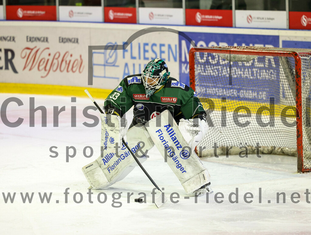 2022-12-23_042_TSV_Erding_gegen_EA_Schongau | Erding, Deutschland, 23.12.2022:
Eishockey, Bayernliga 2022 / 2023, 22. Spieltag, TSV Erding gegen EA Schongau, Endergebnis: 

Foto: Christian Riedel / fotografie-riedel.net
