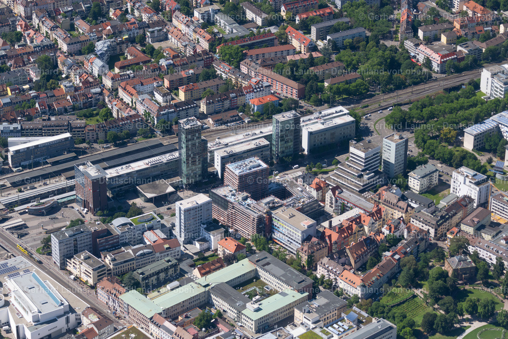 4033422 | Online-Shop für Luftbilder aus Deutschland. Seit über 45 Jahren baut Gerhard Launer das Luftbildarchiv mit unterschiedlichsten Themen stetig weiter aus.