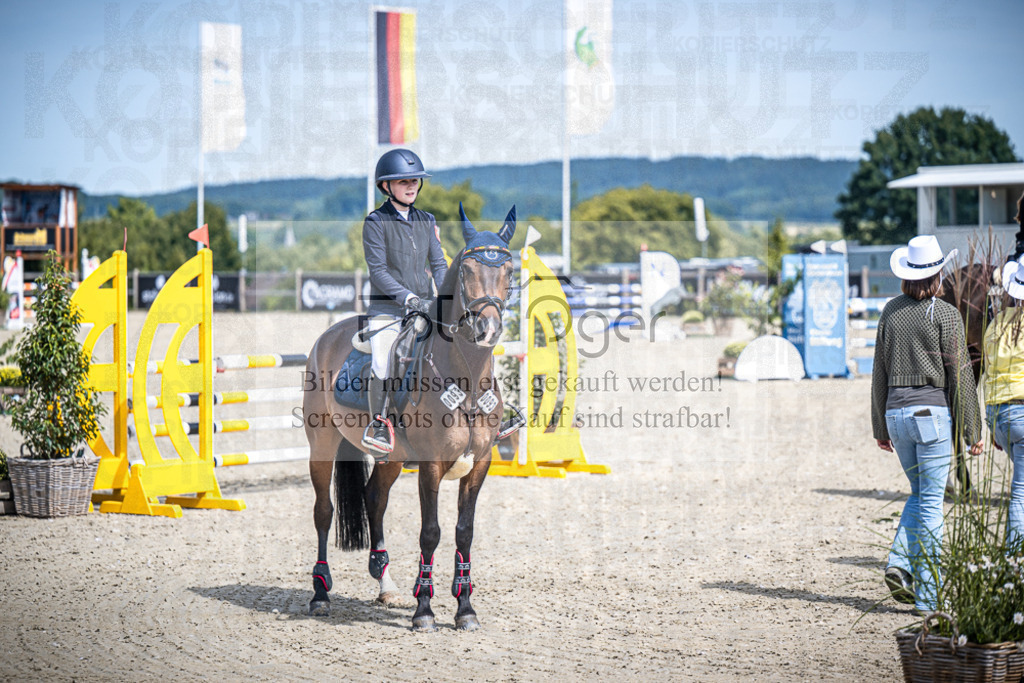 DOS_0597 | Entdecke hochwertige Reitturnierfotos von Foto Oger. Professionell, emotional und authentisch – jetzt Lieblingsmomente im Shop bestellen.Deutschlandweite Turnierfotografie. - Realisiert mit Pictrs.com