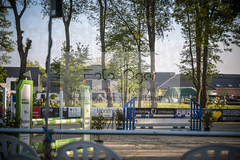 DOS_3586 | Entdecke hochwertige Reitturnierfotos von Foto Oger. Professionell, emotional und authentisch – jetzt Lieblingsmomente im Shop bestellen.Deutschlandweite Turnierfotografie. - Realisiert mit Pictrs.com