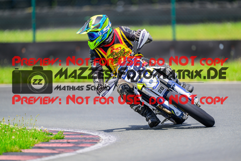 MaZZes_FotoMatrix_240623_6007705_9048 | UE40