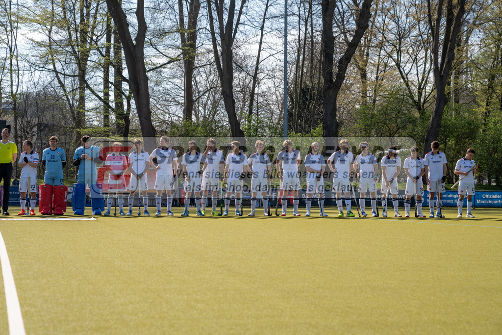 SFE_20260321_0002 | Köln, Deutschland, 21.03.26: Feldhockey 1. Bundesliga Herren zwischen Rot-Weiss Köln - Mannheimer HC im REWE Sportpark am 21.03.2026 in Köln, Deutschland. (Foto von Stephan Fehrmann)Köln, Germany, 21.03.26: Feldhockey 1. Bundesliga Herren between Rot-Weiss Köln - Mannheimer HC in REWE Sportpark at 21.03.2026 in Köln, Deutschland. (Foto from Stephan Fehrmann)