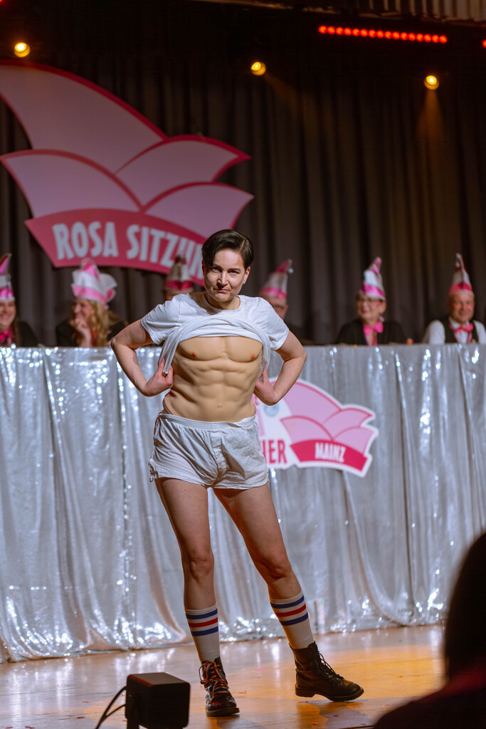 RosaSitzung-182 | Henke Visuals - Realisiert mit Pictrs.com