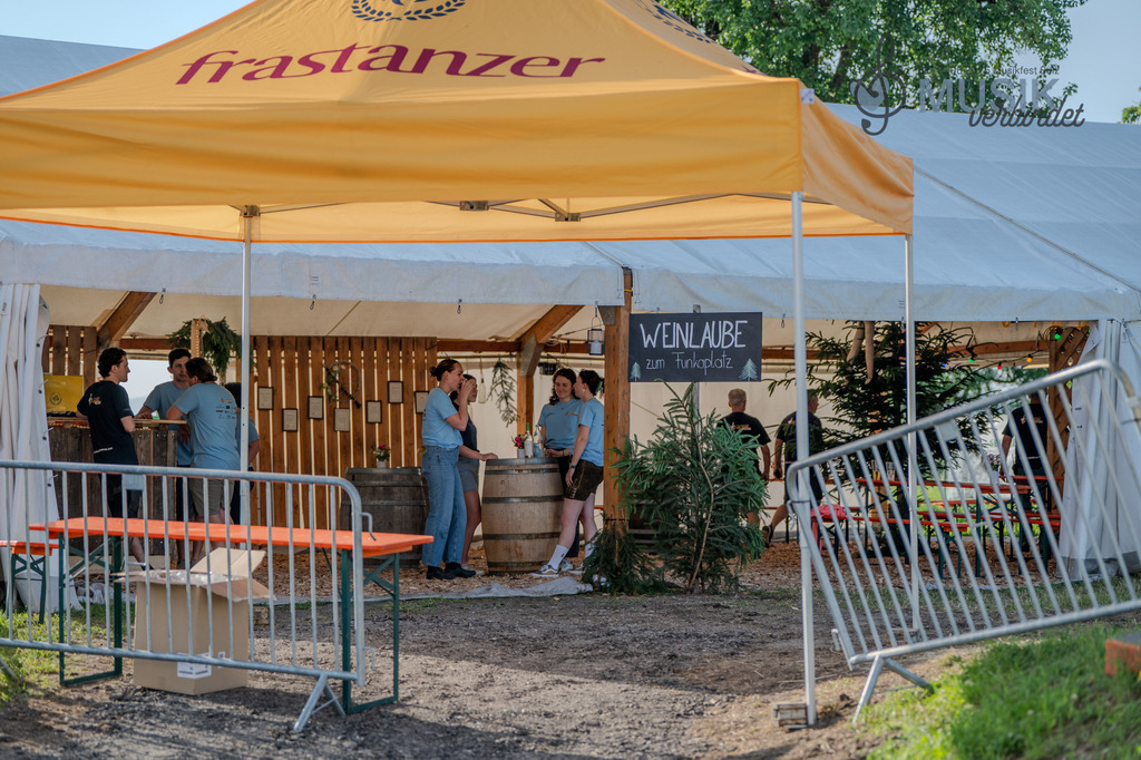 DSC_2999 | "Fussifoto.com – Ihr Ansprechpartner für hochwertige Fotografie! Entdecken Sie kreative Bilder und professionelle Dienstleistungen. Kontaktieren Sie uns für Ihre Projekte!"