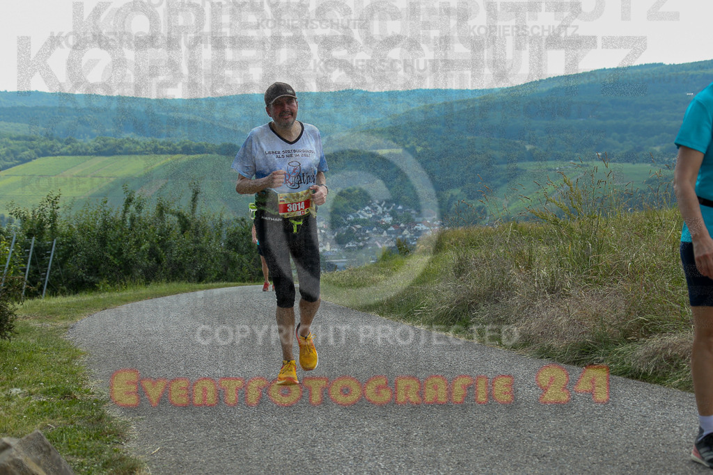 250614_1350_EX1_9538 | Sportfotografie im Rhein-Sieg Kreis, Köln, Bonn, NRW, Rheinland Pfalz, Hessen, etc. Unser Tätigkeitsfeld umfasst den Laufsport vom Volkslauf über den Marathon, Duathlon, Triathon bis zum Ultralauf wie Kölnpfad Ultra oder Schindertrail.