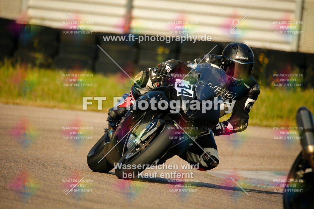 _MOT5436 | Hier findet Ihr Bilder von Touristenfahrten auf der Nürburgring Nordschleife oder von anderen Veranstaltungen die ich besucht habe. Viel Spass beim Durch Schauen 