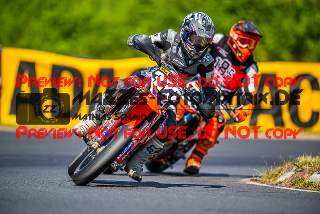 MaZZes_FotoMatrix_220528_1836 | Fotograf Mathias Schmid
Sportfotograf,
Eventfotograf,
Hochzeitsfotograf,
Portraitfotograf