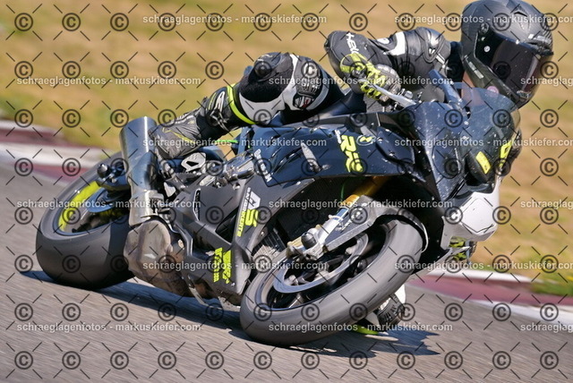 26bt05-1073 | markuskiefer.com - Realisiert mit Pictrs.com