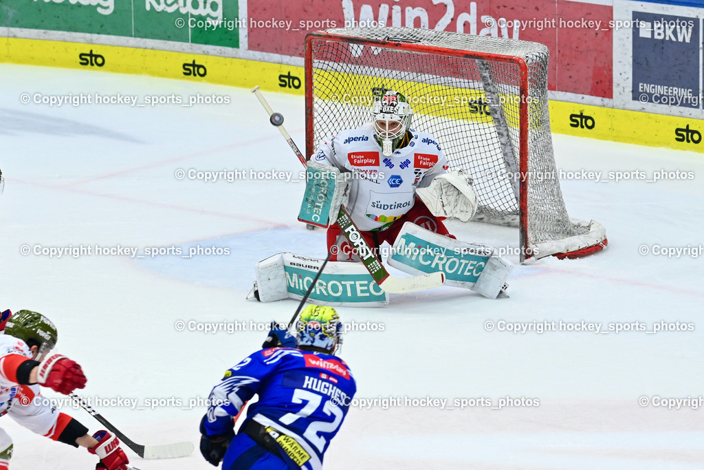 EC VSV vs. HC Bozen 16.2.2024 | #72 HUGHES John, #38 Harvey Sam, EC VSV vs. HC Bozen 16.2.2024, EC VSV vs. HC Bozen 16.2.2024 am 16.02.2024 in Villach (Stadthalle Villach), Austria, (Photo by Bernd Stefan)