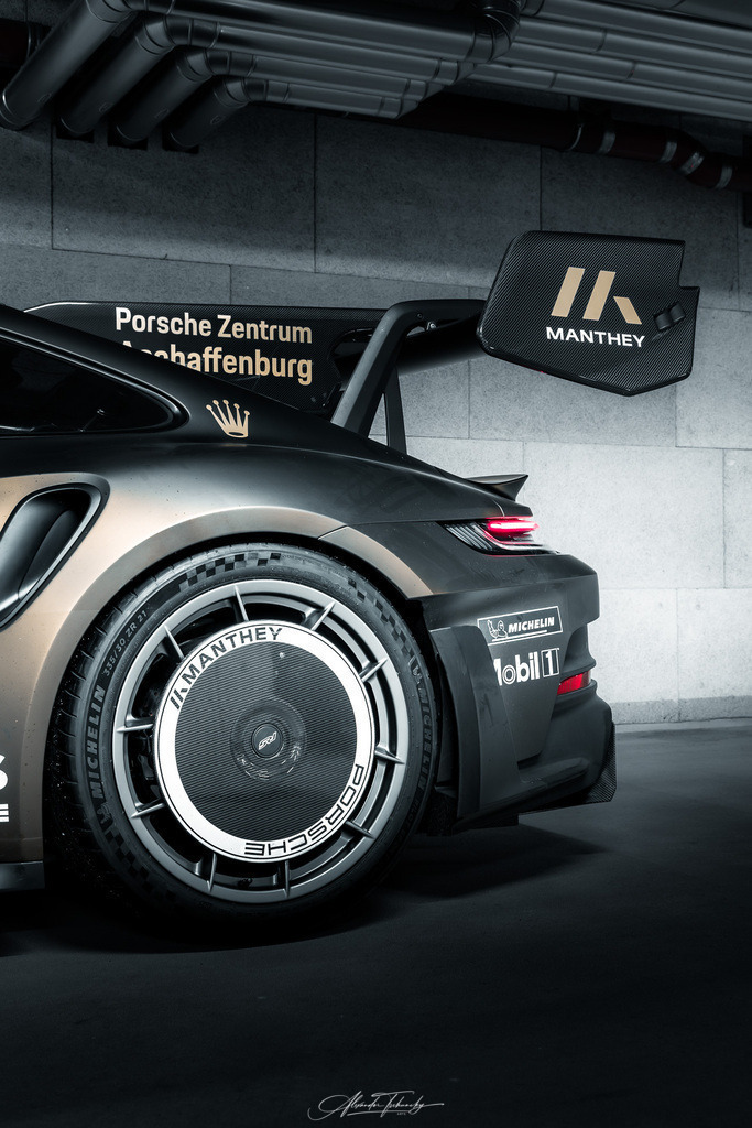 R6AT5227 _Alexander Tschuncky | 911 GT3 RS mit Manthey Kit - Realisiert mit Pictrs.com