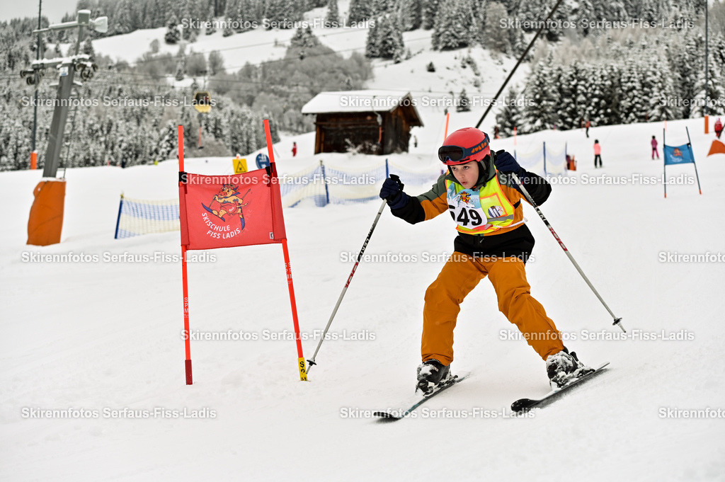SRF_20.02.2026_0526 | Skirennfotos,Serfaus,Fiss,Ladis,Kinderskirennen,Winter,Tirol,Oberland,skirace,SFL,feelfree,weil wir's genießen,ski,Ski,skifahren,Sonnenplateau, - Realisiert mit Pictrs.com