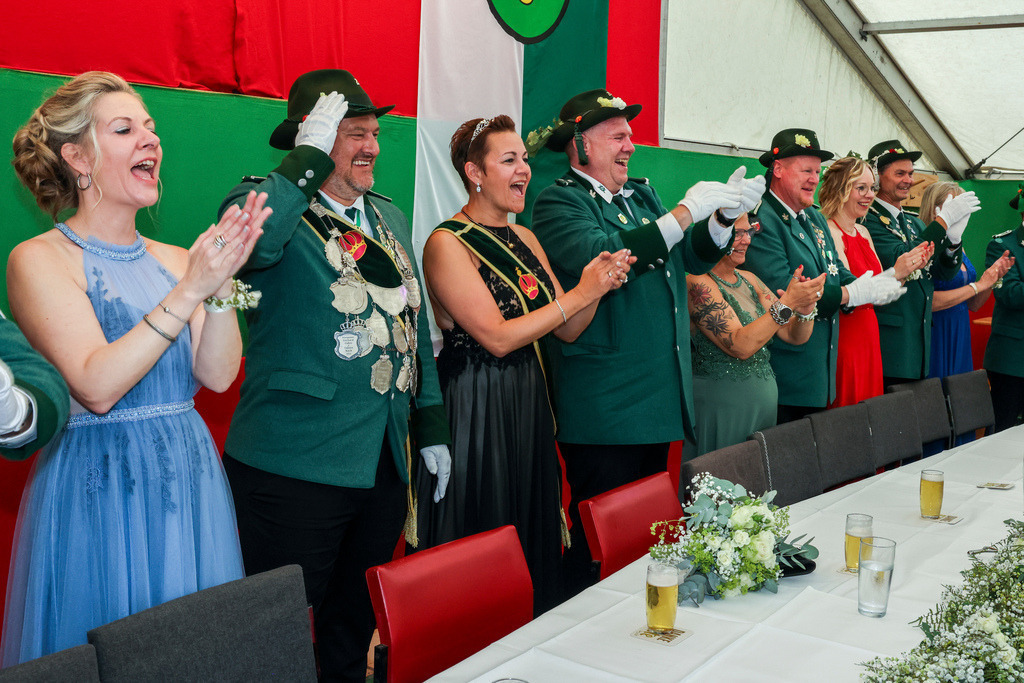 top-top.de 240527-065 | Foto, Video, Fotografie, Videografie, Fotobox, DJ, Discjockey, Musik, Musikbox, Veranstaltung, Photobooth, Amazon, Ebay, Buchtipp, Bestseller, Autor, Verlag, Buch, Wesel, Hamminkeln, NRW, Dinslaken, Rees, Drohne, Hochzeit, Party, Fotobox, Wesel, Fotograf