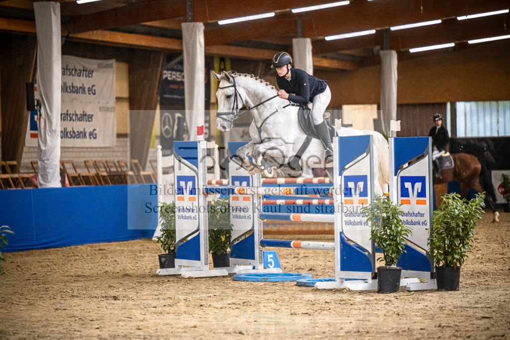 DOS_0722 | Entdecke hochwertige Reitturnierfotos von Foto Oger. Professionell, emotional und authentisch – jetzt Lieblingsmomente im Shop bestellen.Deutschlandweite Turnierfotografie. - Realisiert mit Pictrs.com