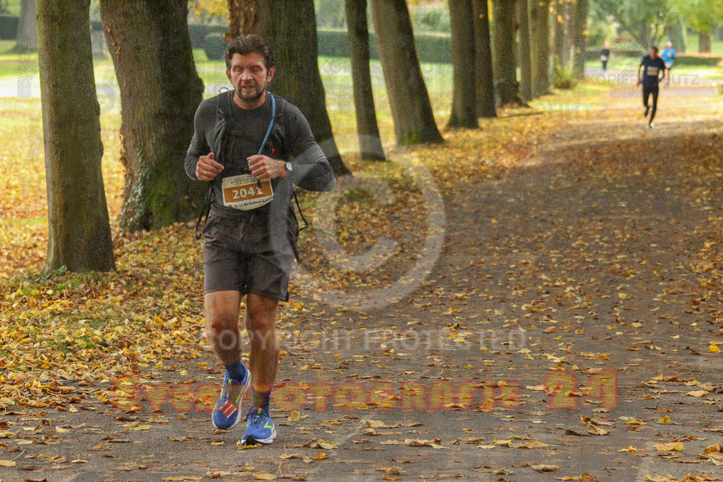241020_0933_EV4_2569 | Sportfotografie im Rhein-Sieg Kreis, Köln, Bonn, NRW, Rheinland Pfalz, Hessen, etc. Unser Tätigkeitsfeld umfasst den Laufsport vom Volkslauf über den Marathon, Duathlon, Triathon bis zum Ultralauf wie Kölnpfad Ultra oder Schindertrail.