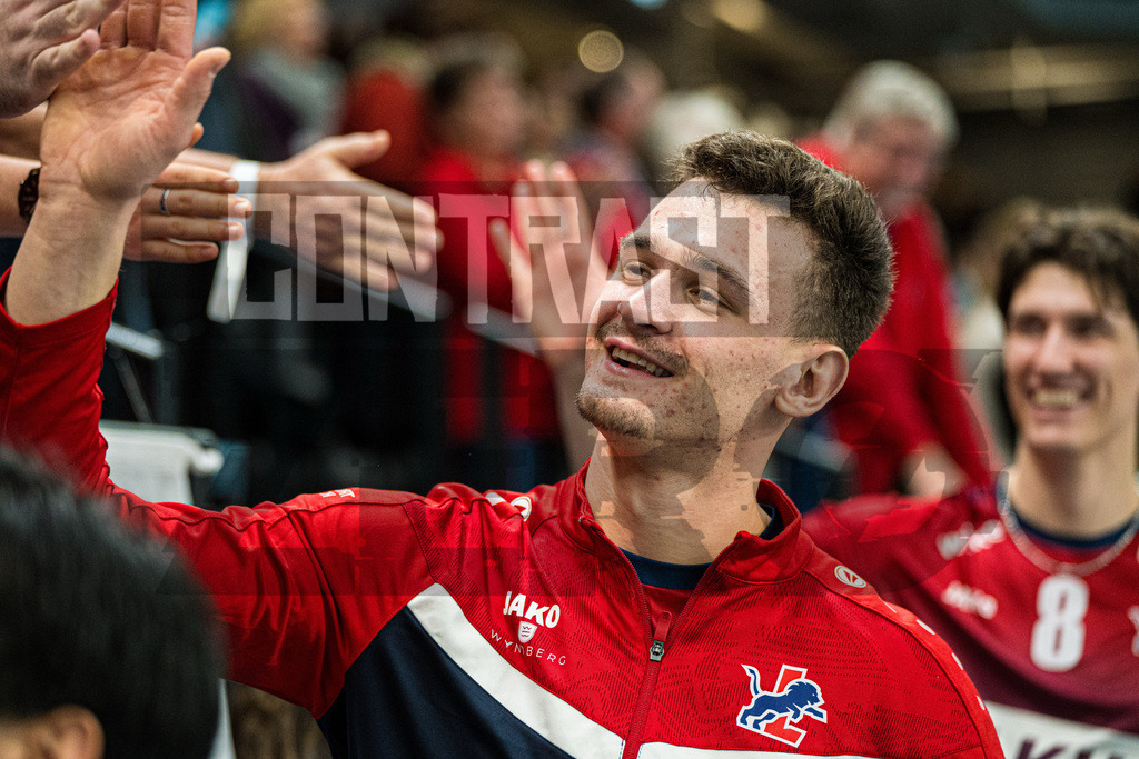 Volleyball I Herren I Saison 2025/2026 I Bundesliga I 8. Spieltag I SVG Lüneburg - FT 1844 Freiburg | CONTRAST ZERØ MEDIA - Realisiert mit Pictrs.com