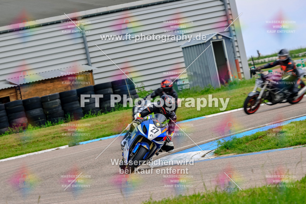 MotoTeam-8121 | Hier findet Ihr Bilder von Touristenfahrten auf der Nürburgring Nordschleife oder von anderen Veranstaltungen die ich besucht habe. Viel Spass beim Durch Schauen 