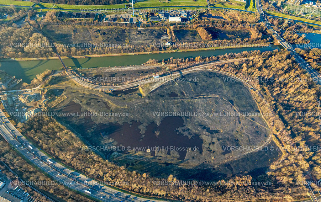 Essen230201776 | Luftbild, Hafen Bottrop, Kohlenlager am Rhein-Herne-Kanal, Sturmhof, Klärwerk Bottrop, Stadtgrenze Bottrop, Vogelheim, Essen, Ruhrgebiet, Nordrhein-Westfalen, Deutschland