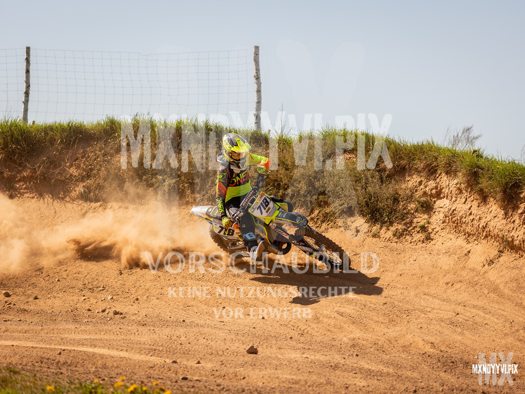 866A4516 | mxndyyvipix