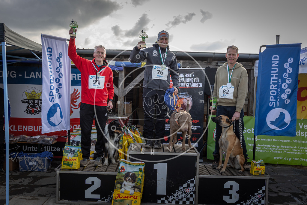 0L8A9187 | Hundefotografie, Tierfotograf, Pfotenfotografie, Fotoshooting Hund, Hunde Portrait, Hundesport, Hundeportraits, Heideshooting, Hunde, Sportfotograf, Hundefotograf, Turnierhundsport, THS,  - Realisiert mit Pictrs.com