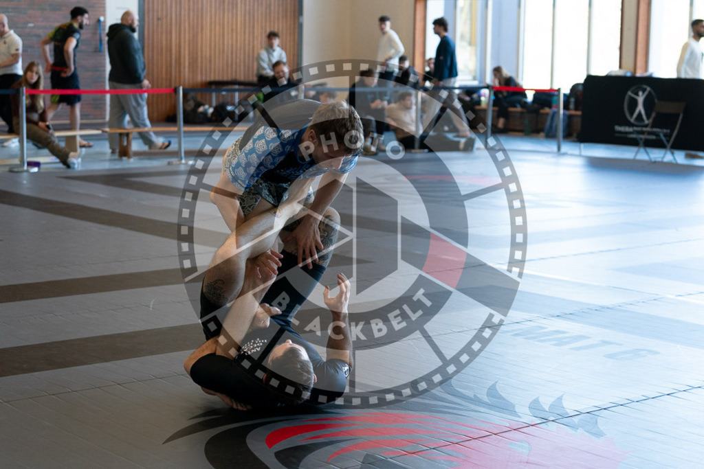 20250329PBB4293 | Fighters compete during the International Luta Livre (ILLCS) Germany IX Spring 2025 Competition spring on March 29, 2025 in Hannover, Germany.© Chiara Dazi