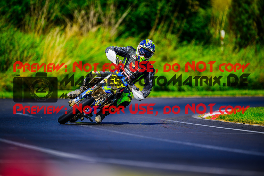 MaZZes_FotoMatrix_240714_6007705_7930 | S2