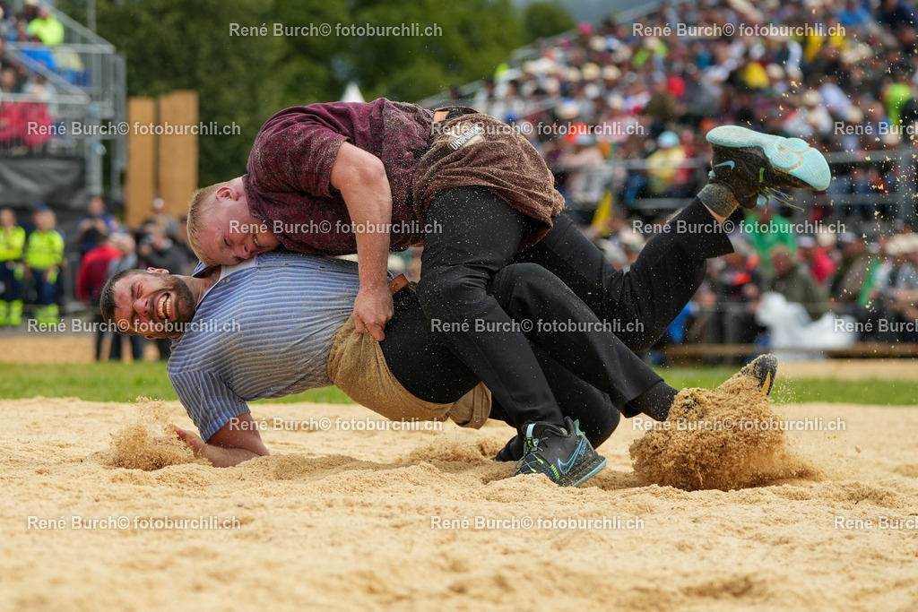 105 | René Burch leidenschaftlicher Fotograf aus Kerns in Obwalden.  Hier finden sie Sport, Landschaft und Natur Fotografie.
 - Realisiert mit Pictrs.com