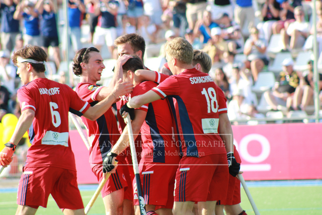 DM 23 Herren HF Mannheimer HC - UHC Hamburg 03.06.23-072 | lanaschraderfotografie - Realisiert mit Pictrs.com