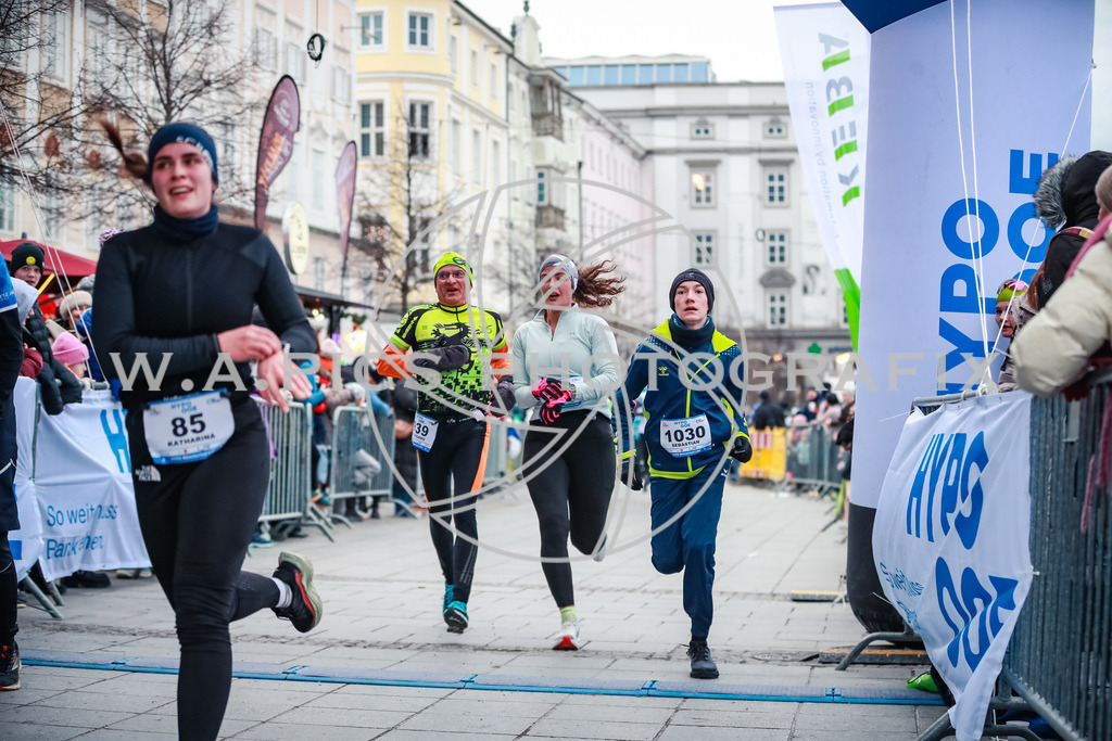 SILVESTERLAUF LINZ 25 | Linz, AUSTRIA, 31. Dezember 25, TRIRUN SILVESTERLAUF LINZ 25 , Image shows: 
Photo: WAPICS / BINDER Manuel