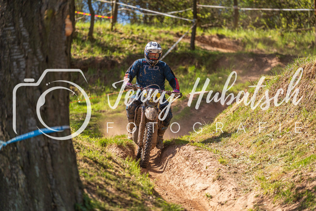 JHF.ECHT.4h.Samstag1641 | jennyhubatsch-endurofotografie