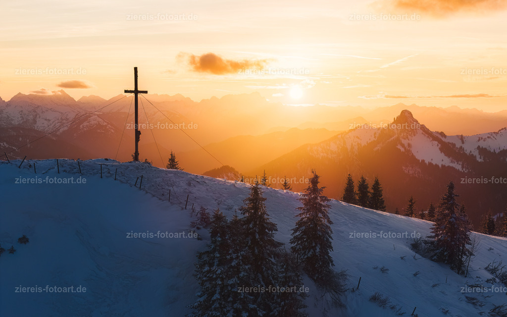 Sonnenuntergang am Setzberg | Sonnenuntergang am Setzberg - Realisiert mit Pictrs.com