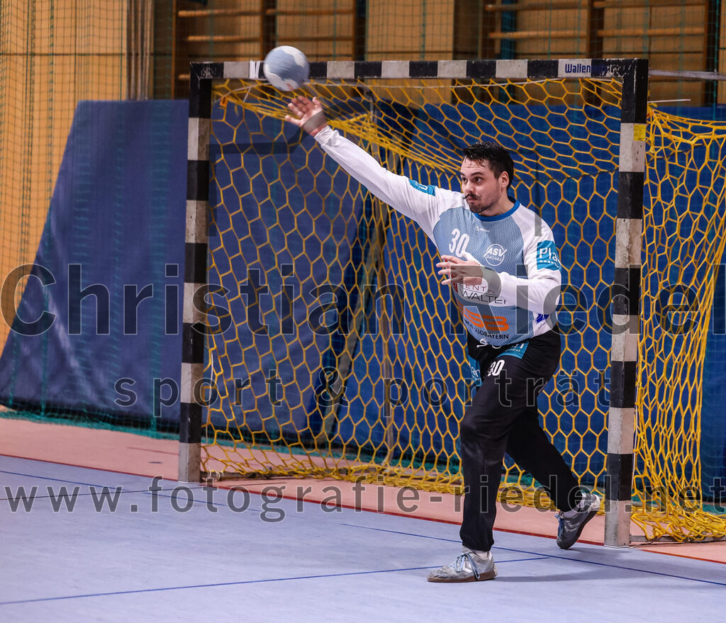 2024-11-24_037_SpVgg_Altenerding_gegen_ASV_Dachau | Erding, Deutschland, 24.11.2024:Handball, Bezirksoberliga Männer 2024 / 2025, 8. Spieltag, SpVgg Altenerding gegen ASV Dachau, Endergebnis: 30:23Torwart Valentin Hagitte (ASV Dachau, #30)Foto: Christian Riedel / fotografie-riedel.net
