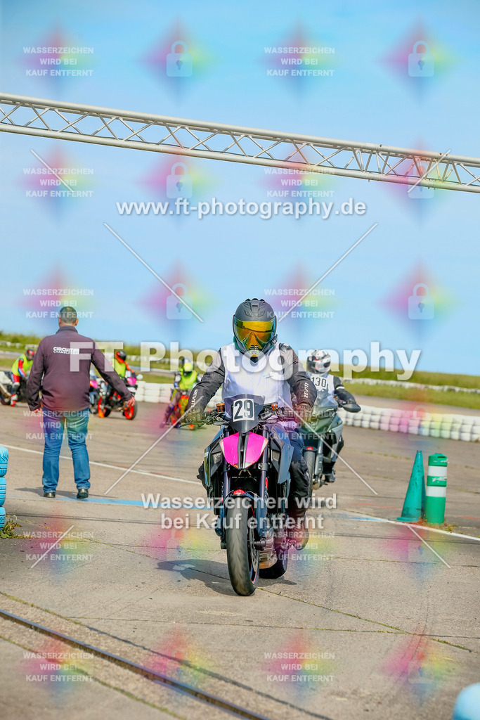 _MOT1064 | Hier findet Ihr Bilder von Touristenfahrten auf der Nürburgring Nordschleife oder von anderen Veranstaltungen die ich besucht habe. Viel Spass beim Durch Schauen 