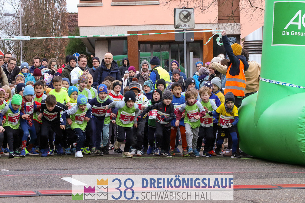 400m AOK Junior Cup | 3 Koenigslauf 2024 400m AOK Junior Cup - Realisiert mit Pictrs.com