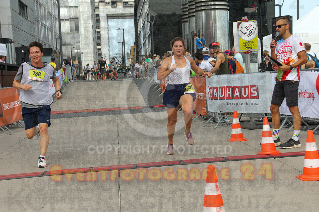 250920_1328_EX1_4885 | Sportfotografie im Rhein-Sieg Kreis, Köln, Bonn, NRW, Rheinland Pfalz, Hessen, etc. Unser Tätigkeitsfeld umfasst den Laufsport vom Volkslauf über den Marathon, Duathlon, Triathon bis zum Ultralauf wie Kölnpfad Ultra oder Schindertrail.