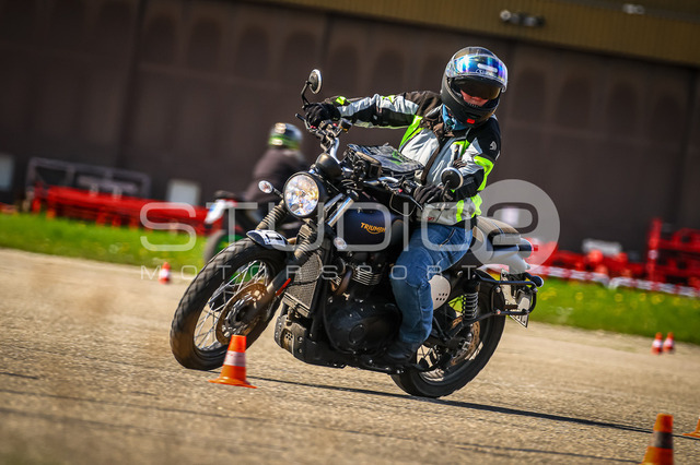 0011-260419_NOE-061_11 | Deine Full-Service-Agentur für ✔️Videoproduktionen und ✔️Motorsportfotografie Jetzt Angebot anfragen!
