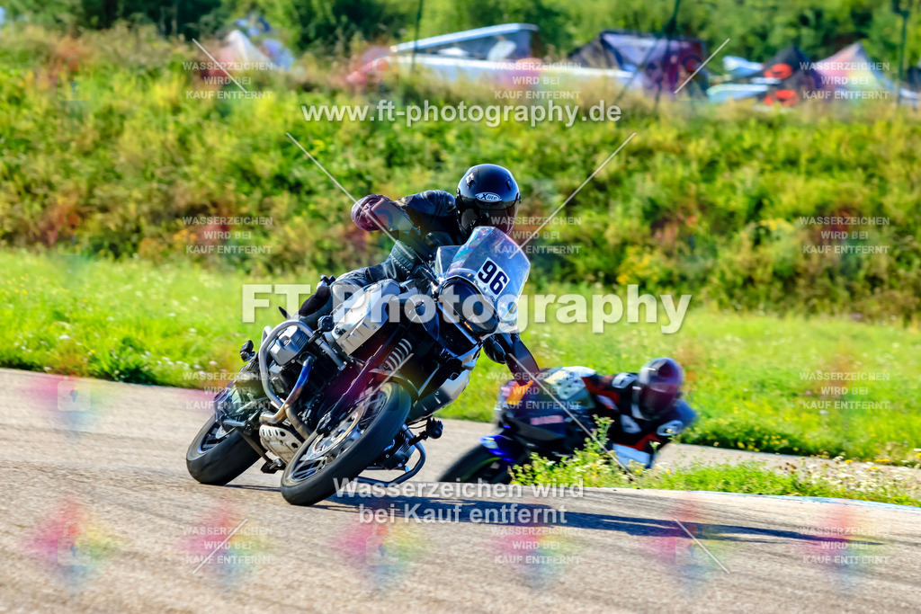 096-1942 | Hier findet Ihr Bilder von Touristenfahrten auf der Nürburgring Nordschleife oder von anderen Veranstaltungen die ich besucht habe. Viel Spass beim Durch Schauen 