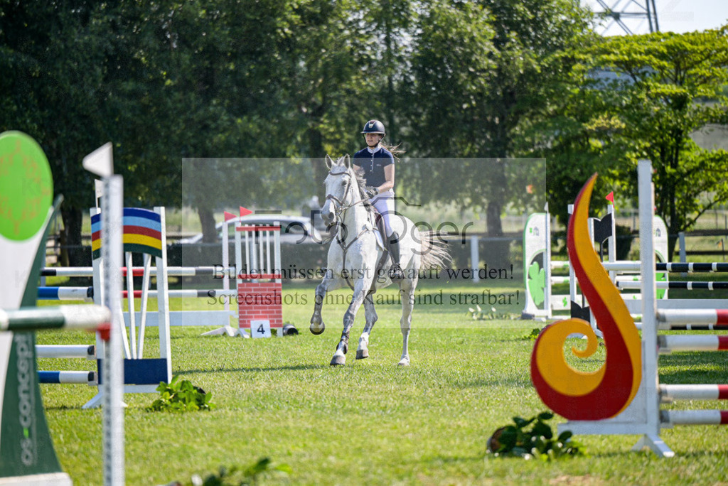 Reitturnier Voxtrup | Entdecke hochwertige Reitturnierfotos von Foto Oger. Professionell, emotional und authentisch – jetzt Lieblingsmomente im Shop bestellen.Deutschlandweite Turnierfotografie. - Realisiert mit Pictrs.com