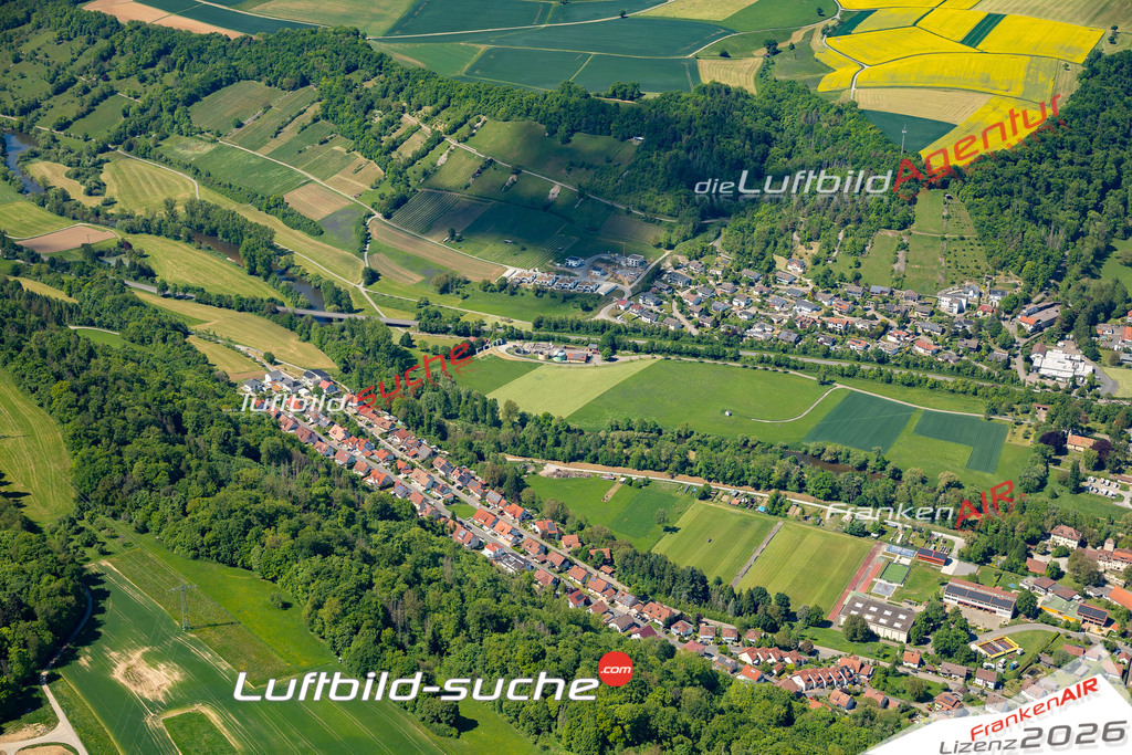 Schrägluftbild  Neu Wülfingen  Forchtenberg - Das Luftbild wurde 2025 vom UL-Flugzeug heraus erstellt ( keine Drohne ) - Hochauflösende Luftaufnahme -Nicht vergleichbar mit Google Maps oder Satelittenbilder- Die Geschenkidee !Mit Lizenz und Bildrechte bestellbar