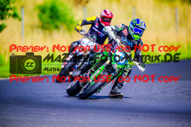 MaZZes_FotoMatrix_240714_6007705_7584 | UE40